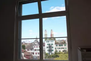 Fenster Ausicht Grossmuenster Zürich